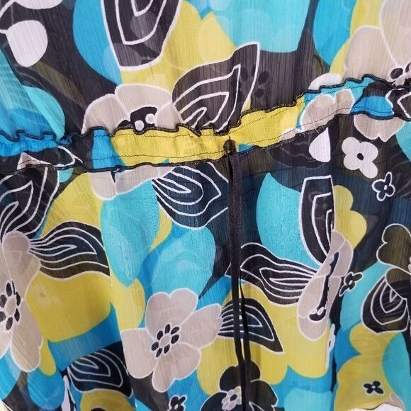 Duo Maternity Floral Top. Size M. - Picture 5 of 5